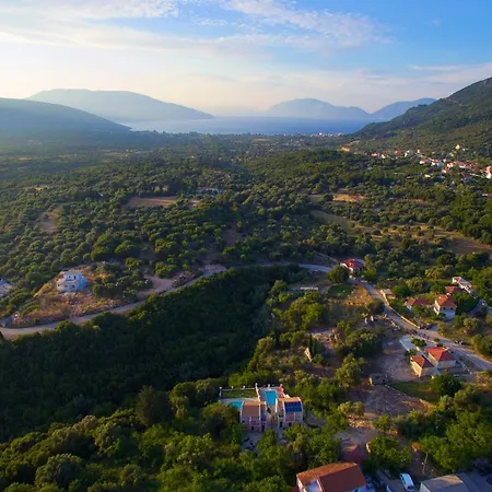 Stunning Tranquil Villa With Private Pool *