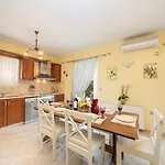 Stunning Tranquil Villa With Private Pool Вилла *