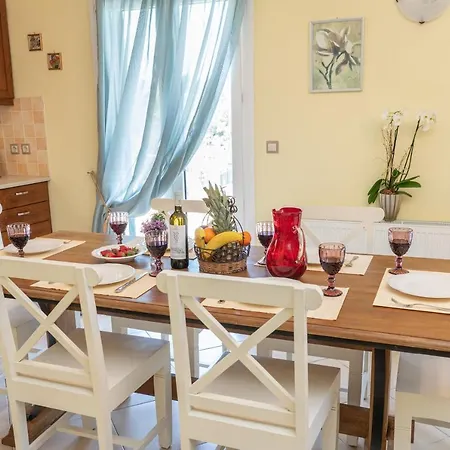 Vila Stunning Tranquil With Private Pool *