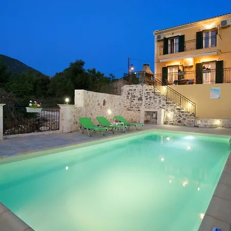 Stunning Tranquil With Private Pool