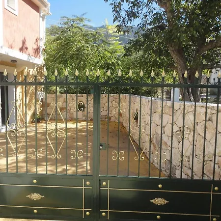 Vila Stunning Tranquil With Private Pool