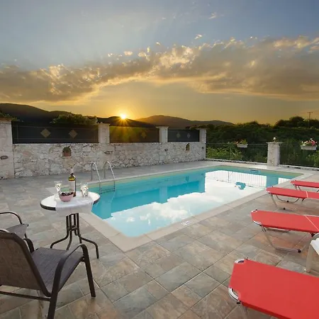 Stunning Tranquil With Private Pool Vila