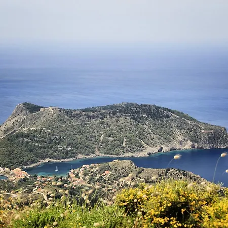 Stunning Tranquil With Private Pool Vila