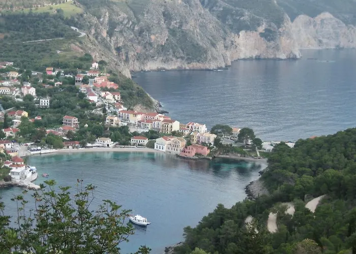 Stunning Tranquil With Private Pool *