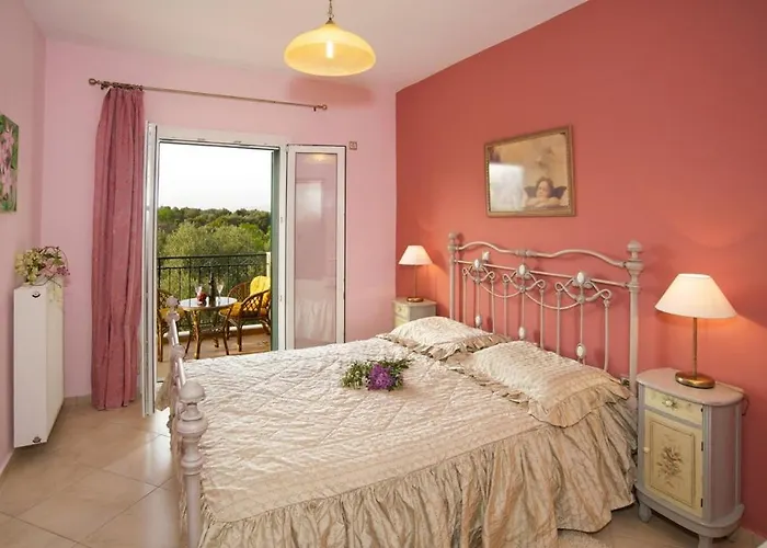 Stunning Tranquil With Private Pool 别墅 萨米