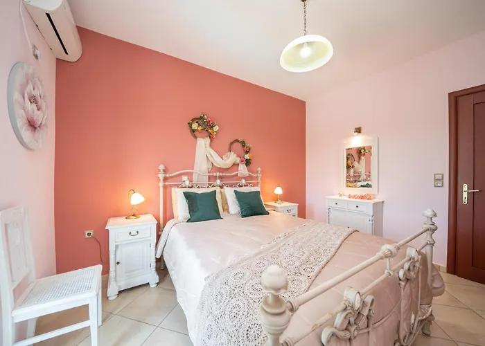 Stunning Tranquil With Private Pool 萨米