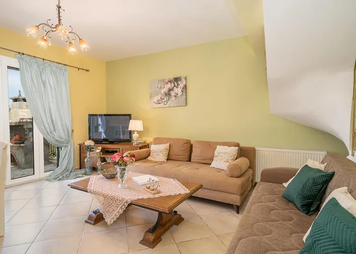 Stunning Tranquil With Private Pool 别墅 *