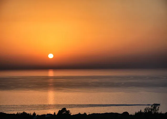 Stunning Tranquil With Private Pool 别墅