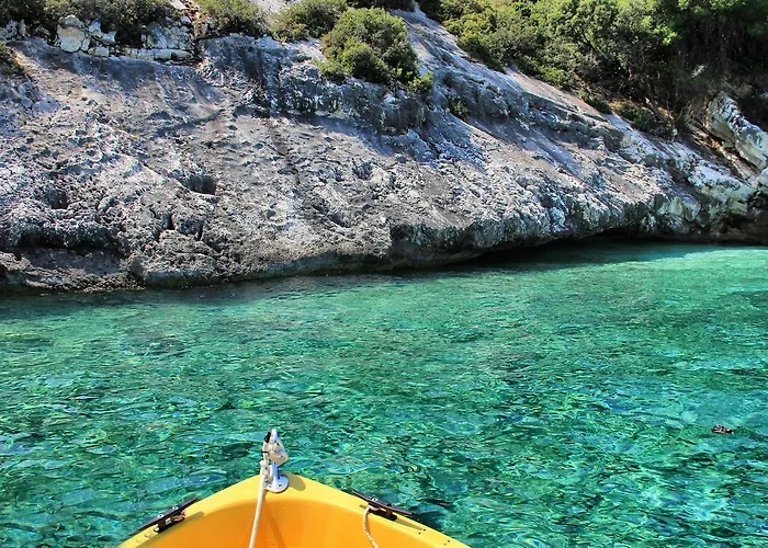 Stunning Tranquil With Private Pool *